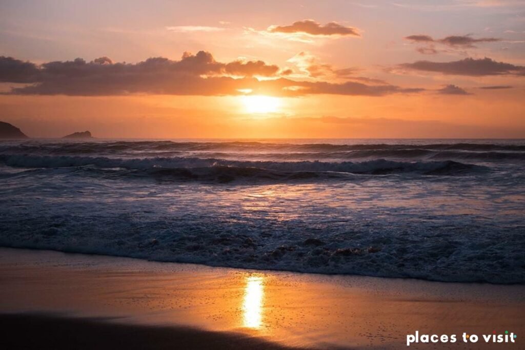 Watch the sunset in Newquay - things to do in Newquay