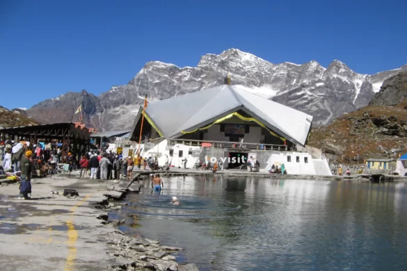 Hemkund: Your Gateway to Serenity - A Detailed Summer Travel Handbook