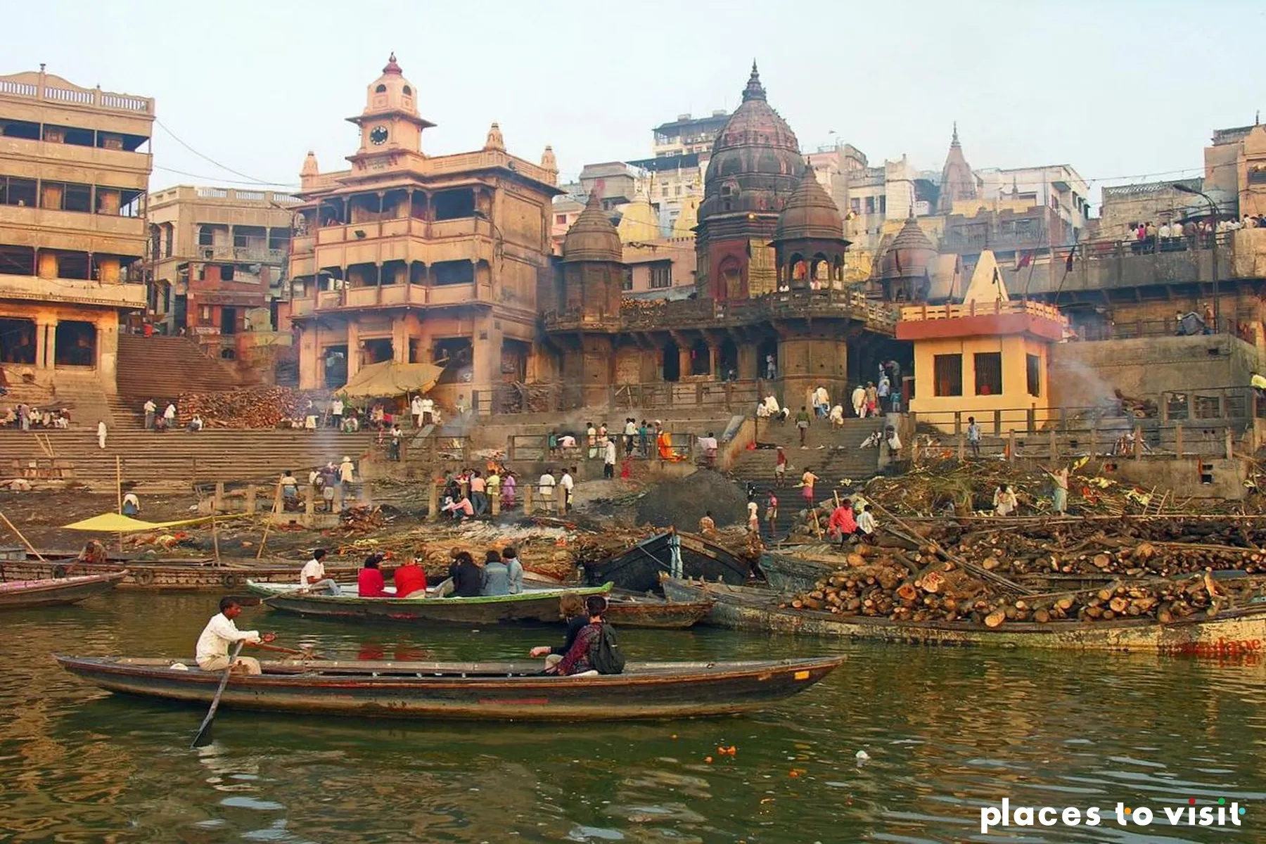 10 Best Tourist Places to Visit in Varanasi